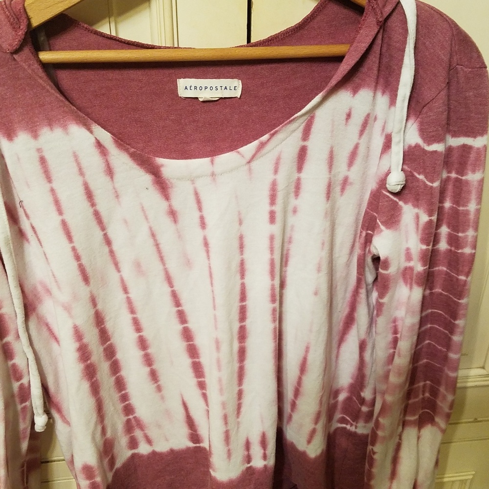Soft Women's Aeropostale Tye-die pattern shirt